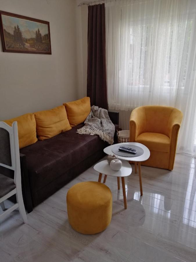 Апартаменти Apartman Zi-Zo Вршац Екстер'єр фото